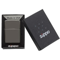 Фото товара Зажигалка ZIPPO Classic с покрытием Black Ice, латунь/сталь, чёрная, глянцевая, 38x13x57 мм