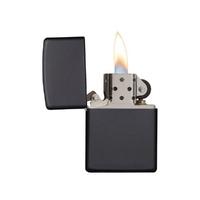 Фото товара Зажигалка ZIPPO Classic с покрытием Black Matte, латунь/сталь, чёрная, матовая, 38x13x57 мм